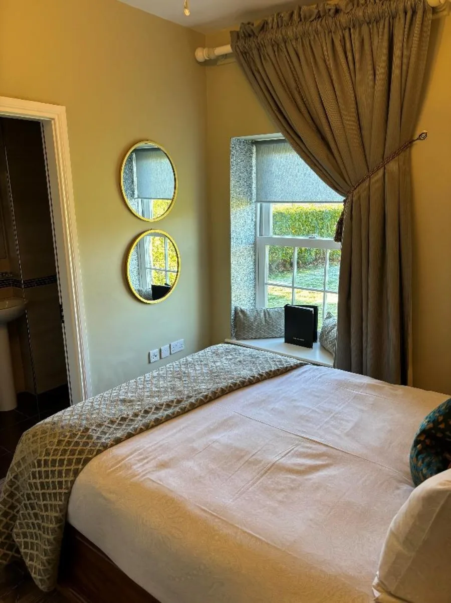 Cherry Cottage — Room 2 · View 1