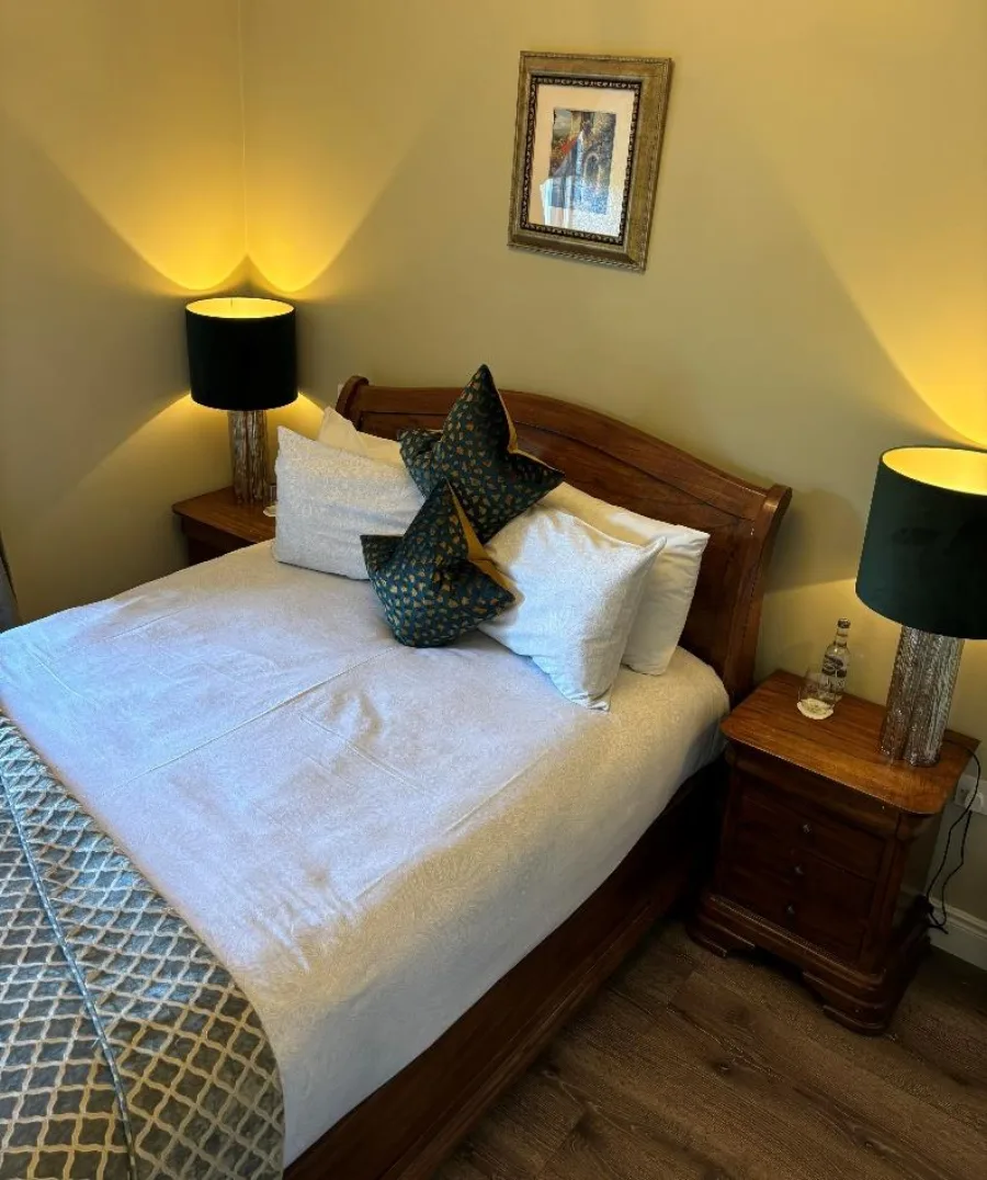 Cherry Cottage — Room 2 · View 2