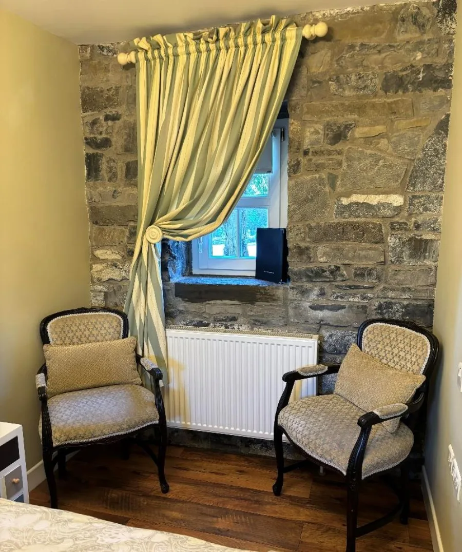 Farrier’s Cottage — Room 1 · View 2